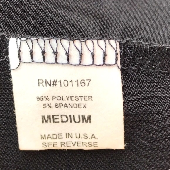 Kim & Cami Cold Shoulder Top - Picture 9 of 10